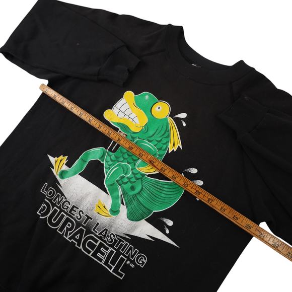Vintage Duracell "Longest Lasting" Fish Graphic Sweatshirt - Picture 6 of 7
